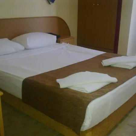 Papillon Hotel *
